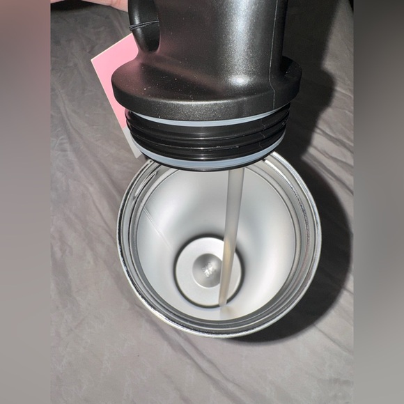 Juicy Couture Insulated Tumbler With Pop-up Straw And Lid 26 Oz - Picture 4 of 5